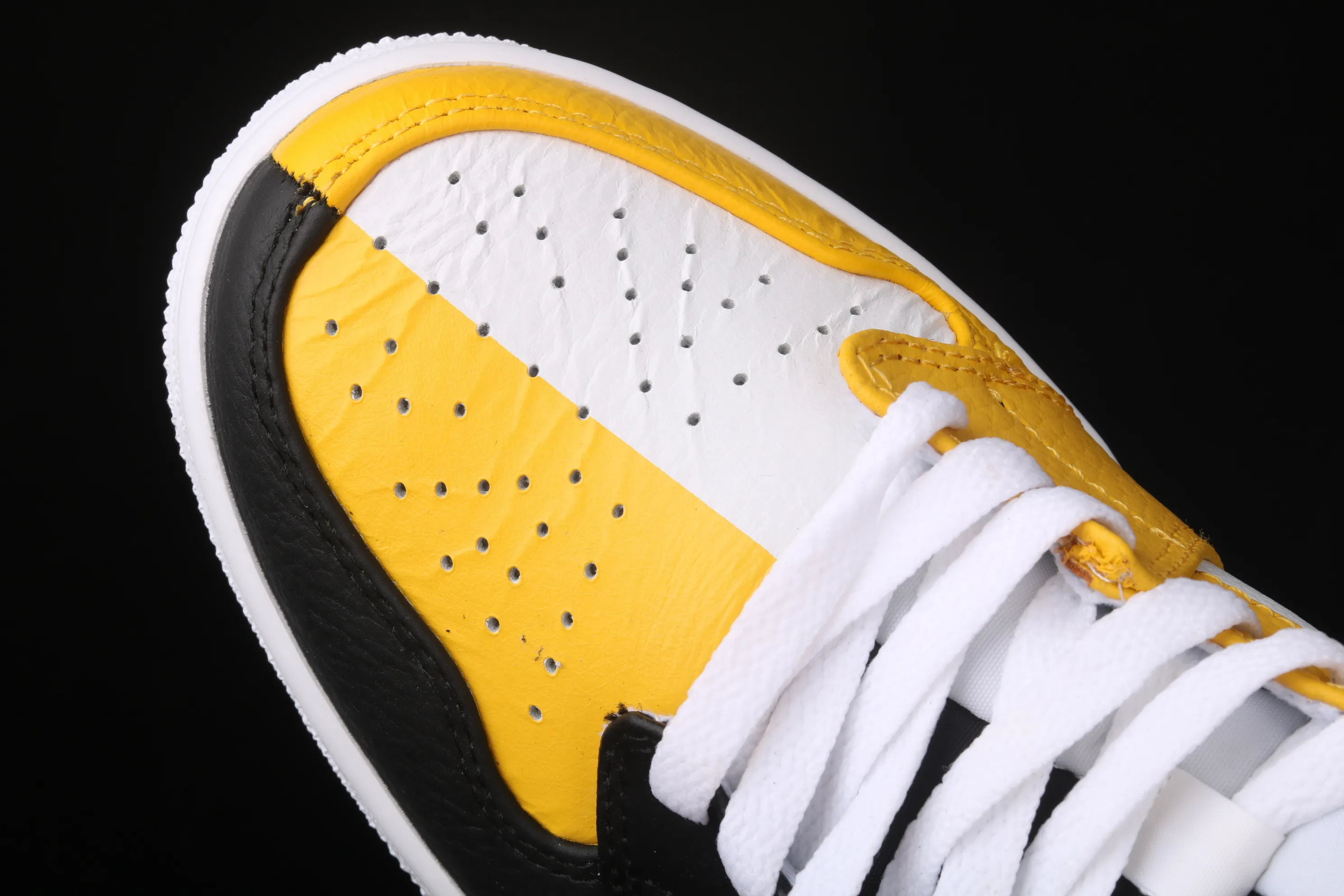 All categories Air Jordan Jordan series basketball shoes Air Jordan 1 Mid Air Jordan 1 Mid OG AJ1 Joe 1 black and yellow Yin Yang top layer mid-top basketball shoes CJ9219-700